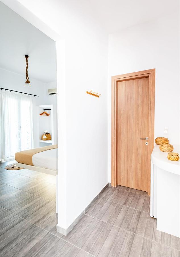 Livadakia Dorkas Luxury Rooms&Apartments מראה חיצוני תמונה