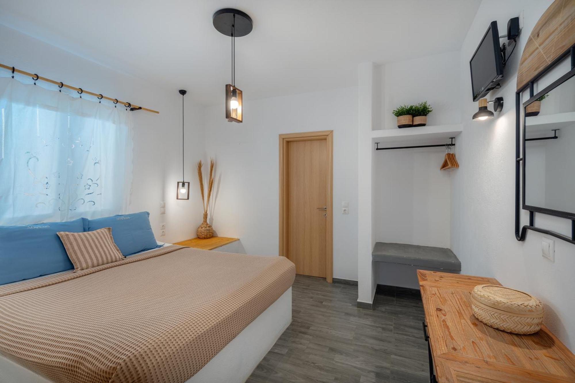 Livadakia Dorkas Luxury Rooms&Apartments מראה חיצוני תמונה