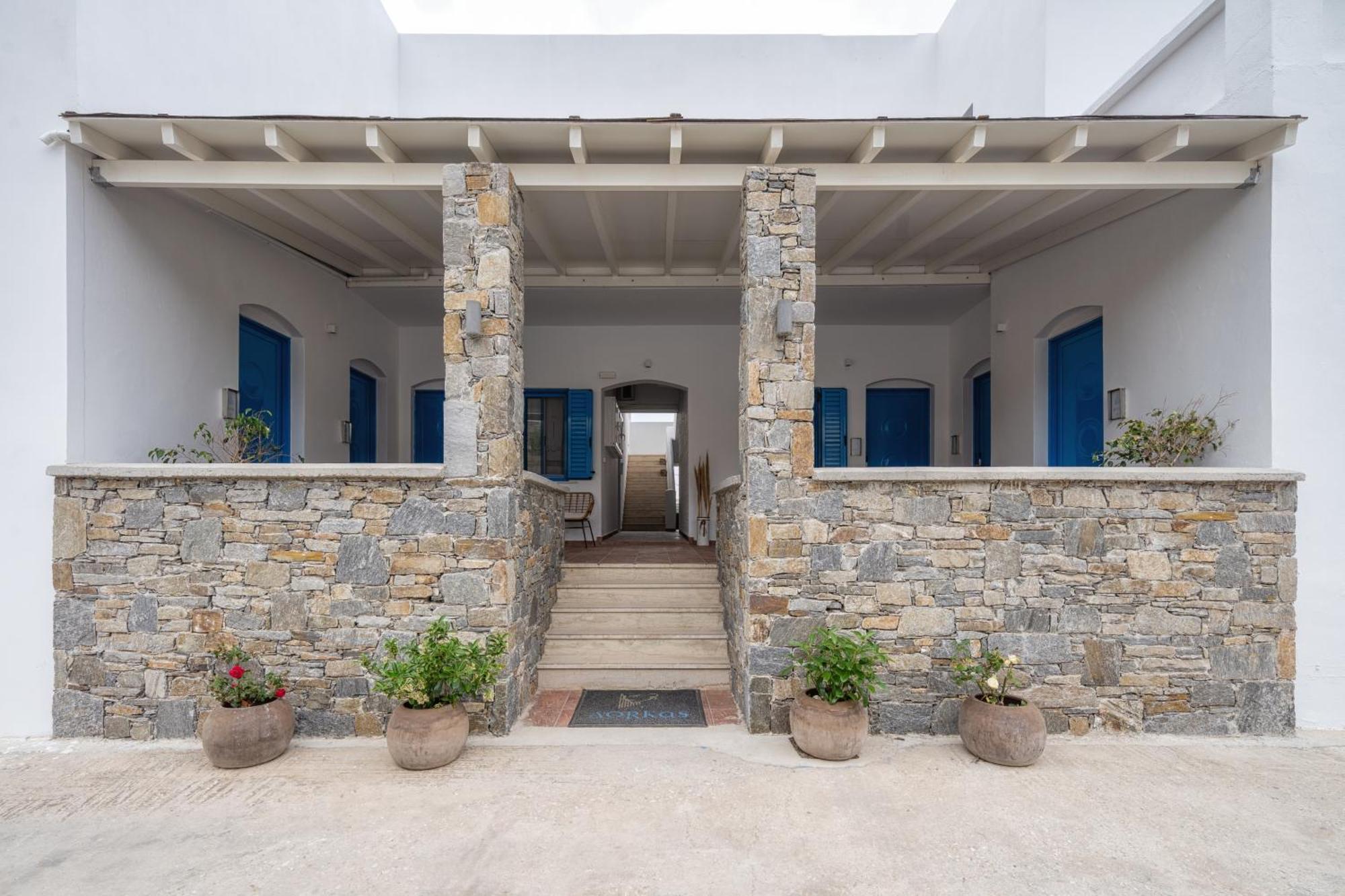 Livadakia Dorkas Luxury Rooms&Apartments מראה חיצוני תמונה